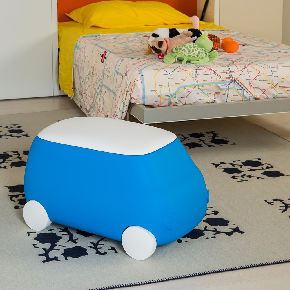 Máquina de juegos, juguetes para niños, ruedas de plástico. Van