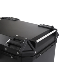 Baúl maleta trasera para moto de 46 litros negra con placa universal Adventure Oferta