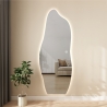 Espejo de pared retroiluminado diseño moderno irregular 170x65cm Kerti Oferta