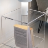 Mesa de centro de diseño en plexiglás transparente 29x32x45cm Contigo Catálogo