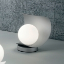 Lámpara de mesa moderna LED con pantalla esférica de vidrio Adria-T Venta