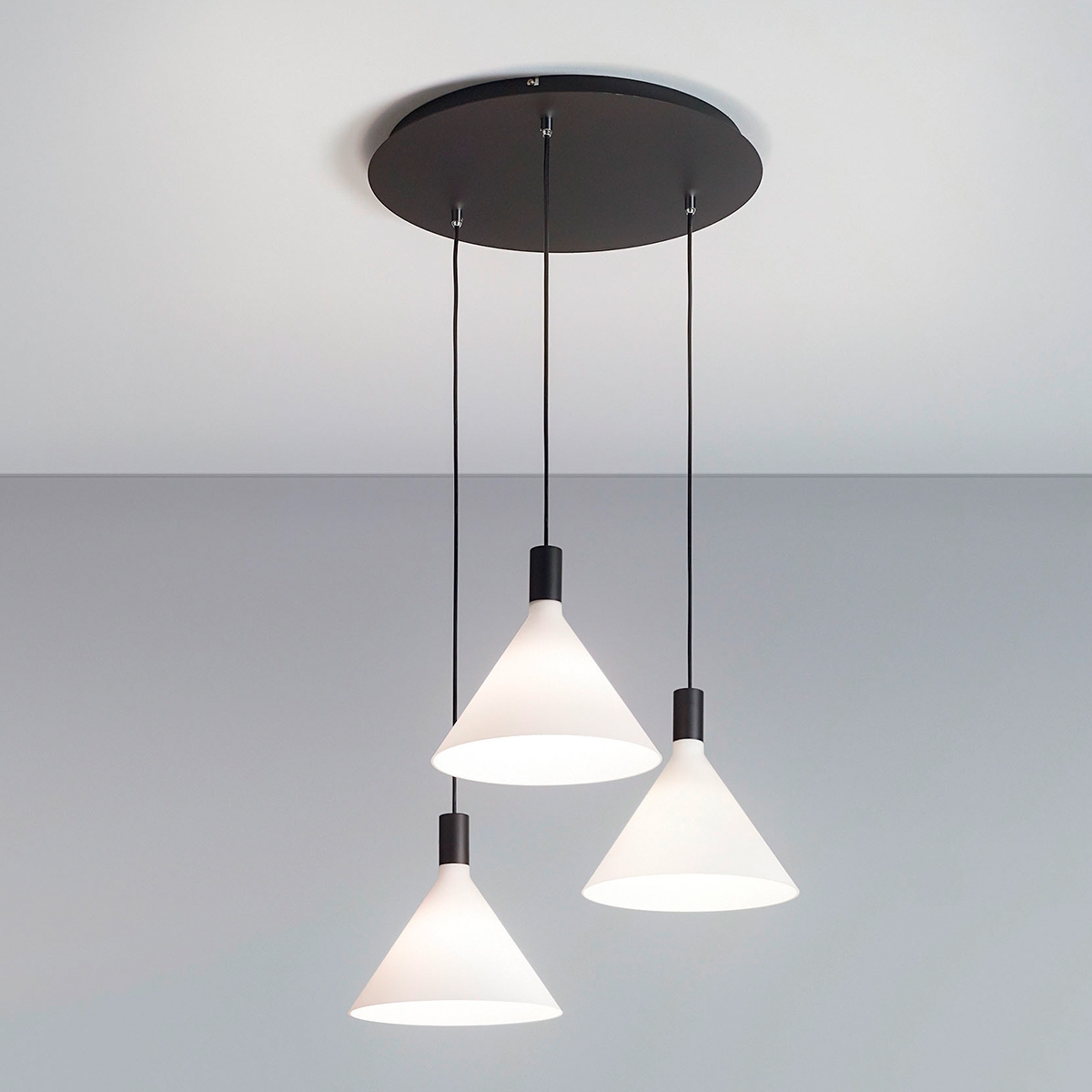 Lámpara colgante para salón con 3 luces estilo clásico Vincent-CS Promoción Lámpara colgante para salón con 3 luces estilo clásico Vincent-CS Promoción