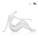 Escultura en resina lacada brillante figura femenina Bela-L Promoción