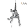 Escultura de pared escalador en resina efecto metal Bata-M Promoción