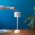 Lámpara de mesa recargable LED con sensor táctil blanca Victionary Venta