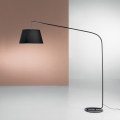 Lámpara de pie moderna curva de metal negro con pantalla de tela 180cm Enjoy Promoción