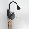 Aplique de pared de metal con luz flexible y puerto USB Gulp Venta