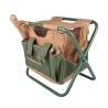 Taburete plegable con bolsa para herramientas de jardinería Stock