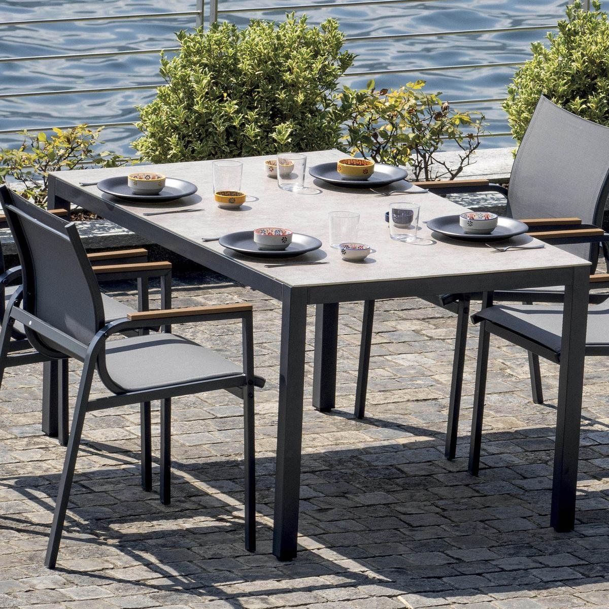 Set de exterior con mesa de vidrio y 4 sillas Tarquinia Promoción Set de exterior con mesa de vidrio y 4 sillas Tarquinia Promoción