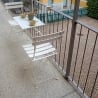 Mesa blanca plegable para exteriores, ideal para balcones, 60x52 cm Ringhiera Venta