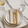 Mesa de comedor redonda estilo Goblet 120 cm efecto mármol dorado Monika+ Características