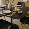 mesa cuadrada estilo Goblet bordes redondeados salón cocina bar lillium 100 Características