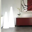 Lámpara de pie de diseño piramidal moderna para interiores y exteriores Slide Cono Promoción