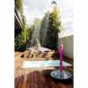 Ducha para piscinas y jardín con agua caliente y panel solar Sunny 
