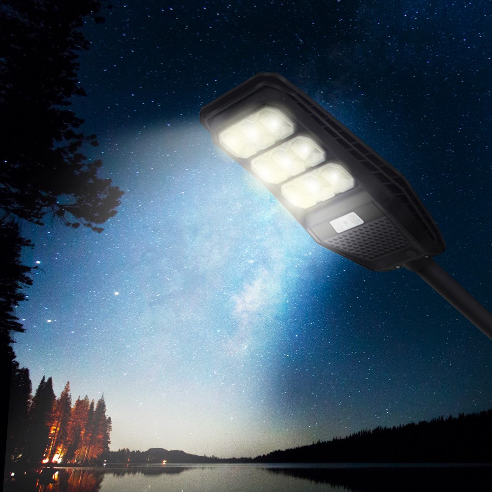 Farola solar LED de 100W con sensor de movimiento Solis M